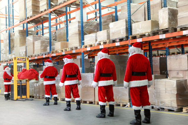 Need a Seasonal Job? 755,000 Holiday Jobs Available Now! | Fastweb